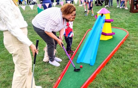 Fete with Crazy Golf hire